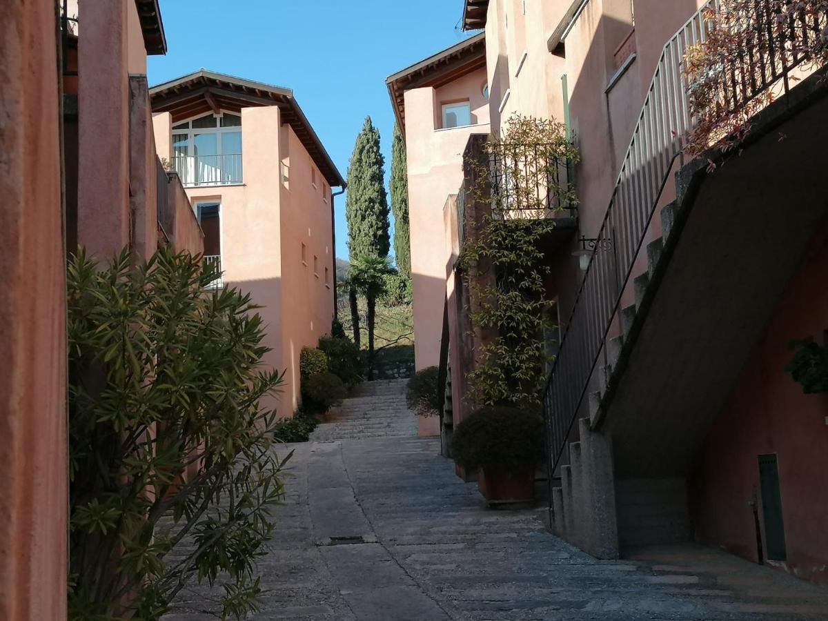 Appartamento In Villa Sul Garda Castion Veronese 外观 照片